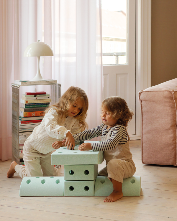 Play Table